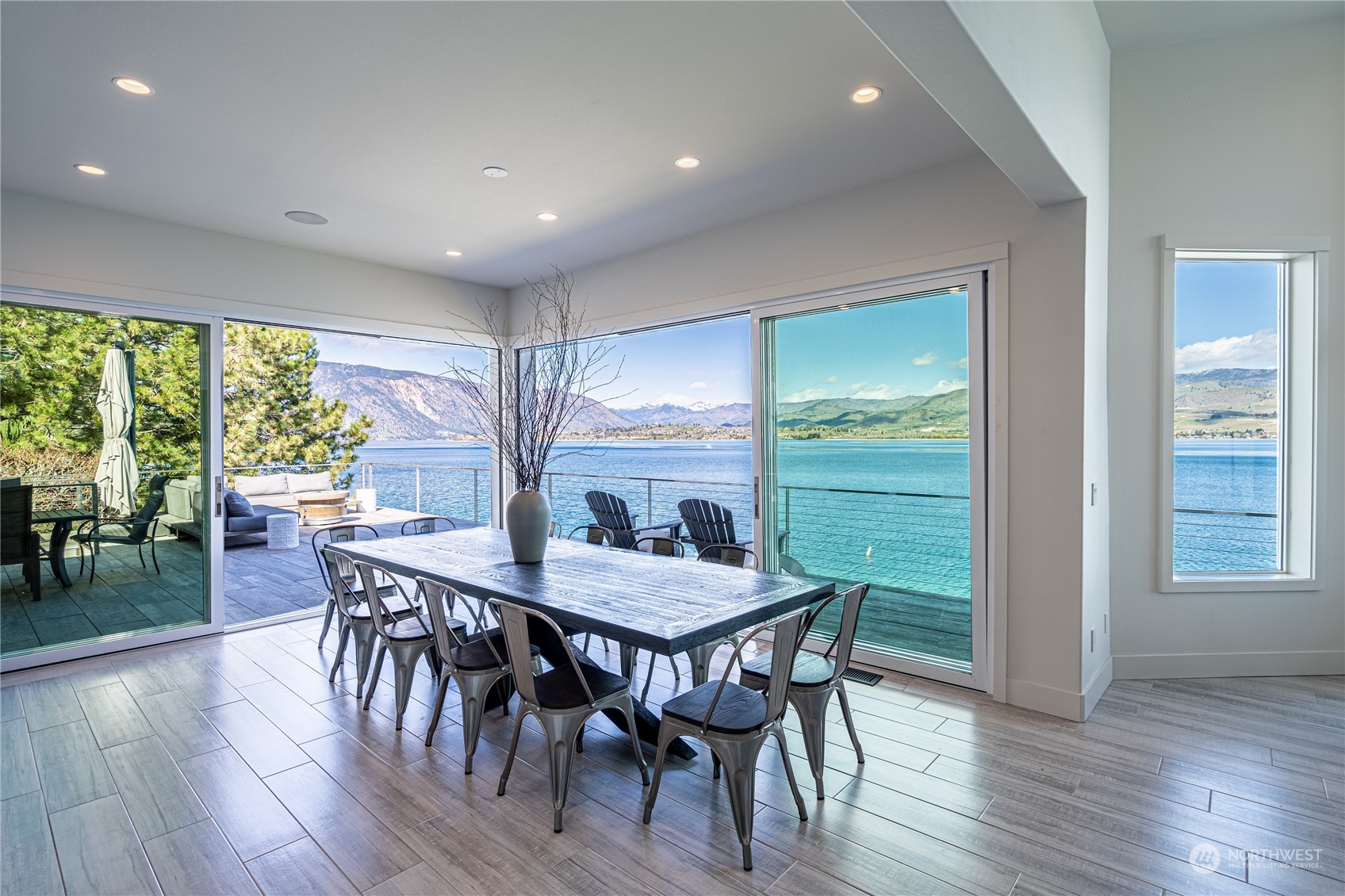2902 South Lakeshore Road Chelan, WA 98816 - Photo 27 of 40 Gallery Image 27