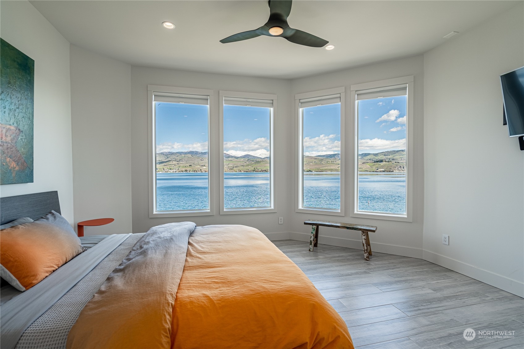 2902 South Lakeshore Road Chelan, WA 98816 - Photo 30 of 40 Gallery Image 30