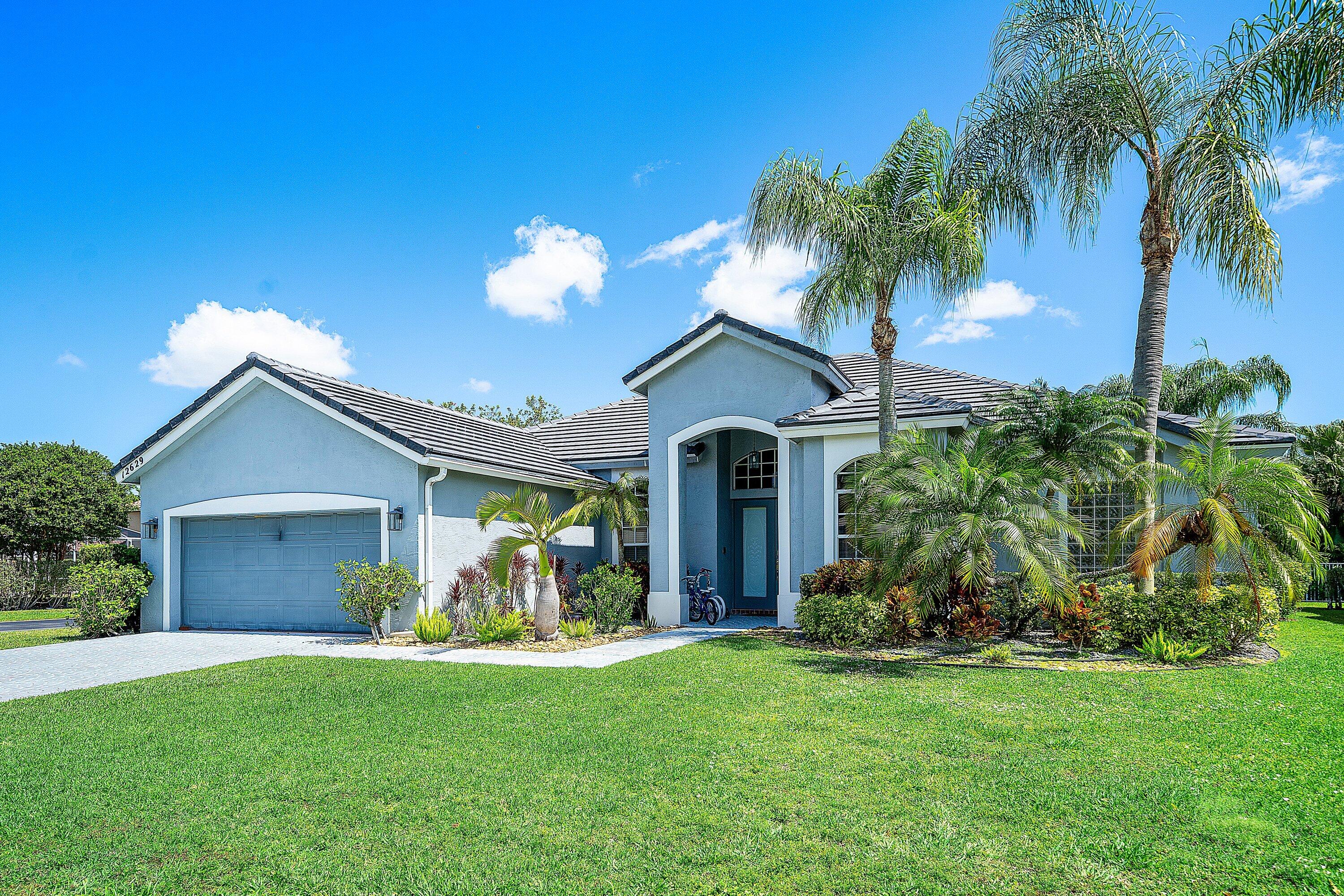 12629 Torbay Drive Boca Raton, FL 33428 - Photo 3 of 49 003-12629TorbayDrive-BocaRaton-FL-33428-