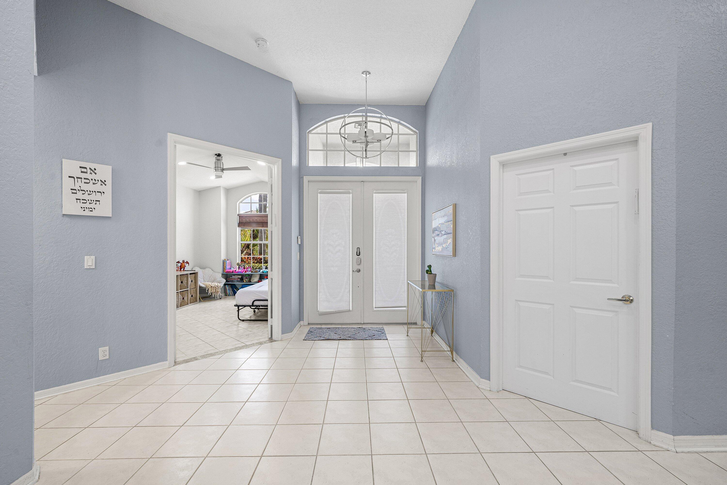 12629 Torbay Drive Boca Raton, FL 33428 - Photo 4 of 49 007-12629TorbayDrive-BocaRaton-FL-33428-