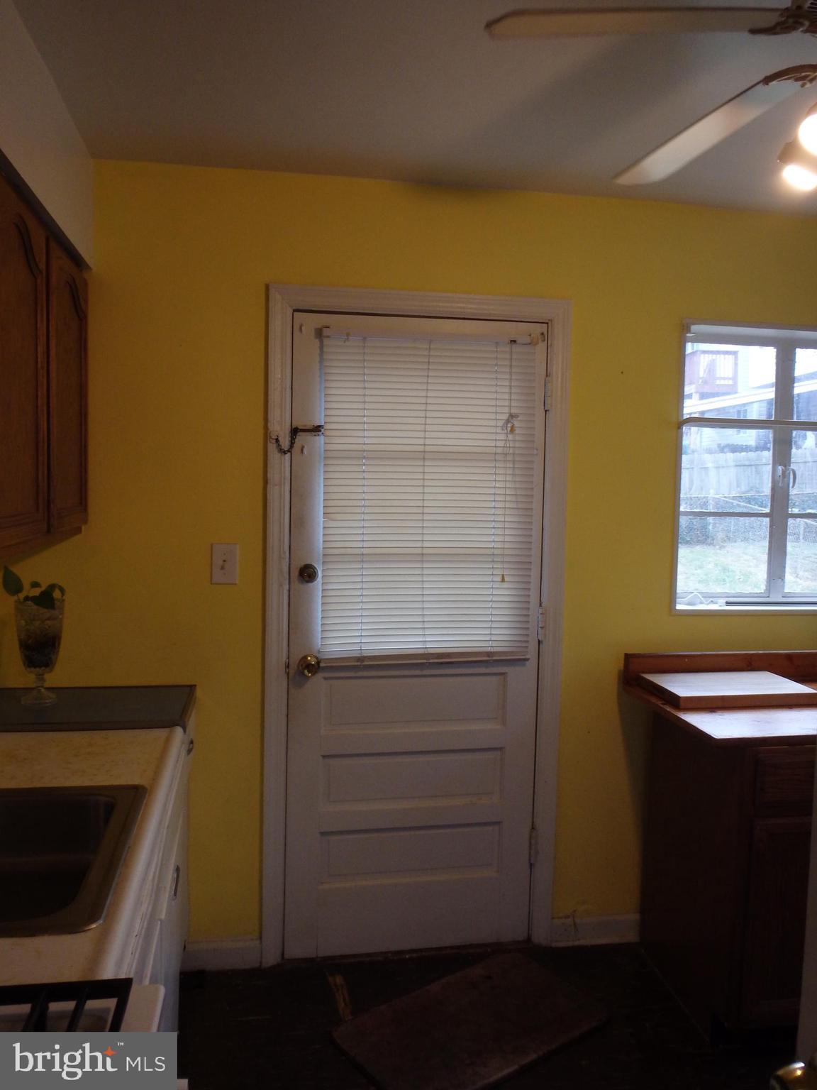 1123 Quebec Street Silver Spring, MD 20903 - Photo 9 of 29 Rear door from kitchen