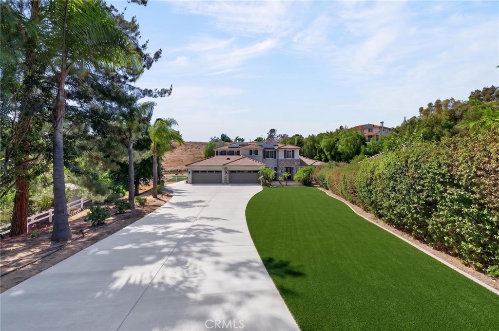 40639 Baccarat Road Temecula, CA 92591 - Photo 8 of 68