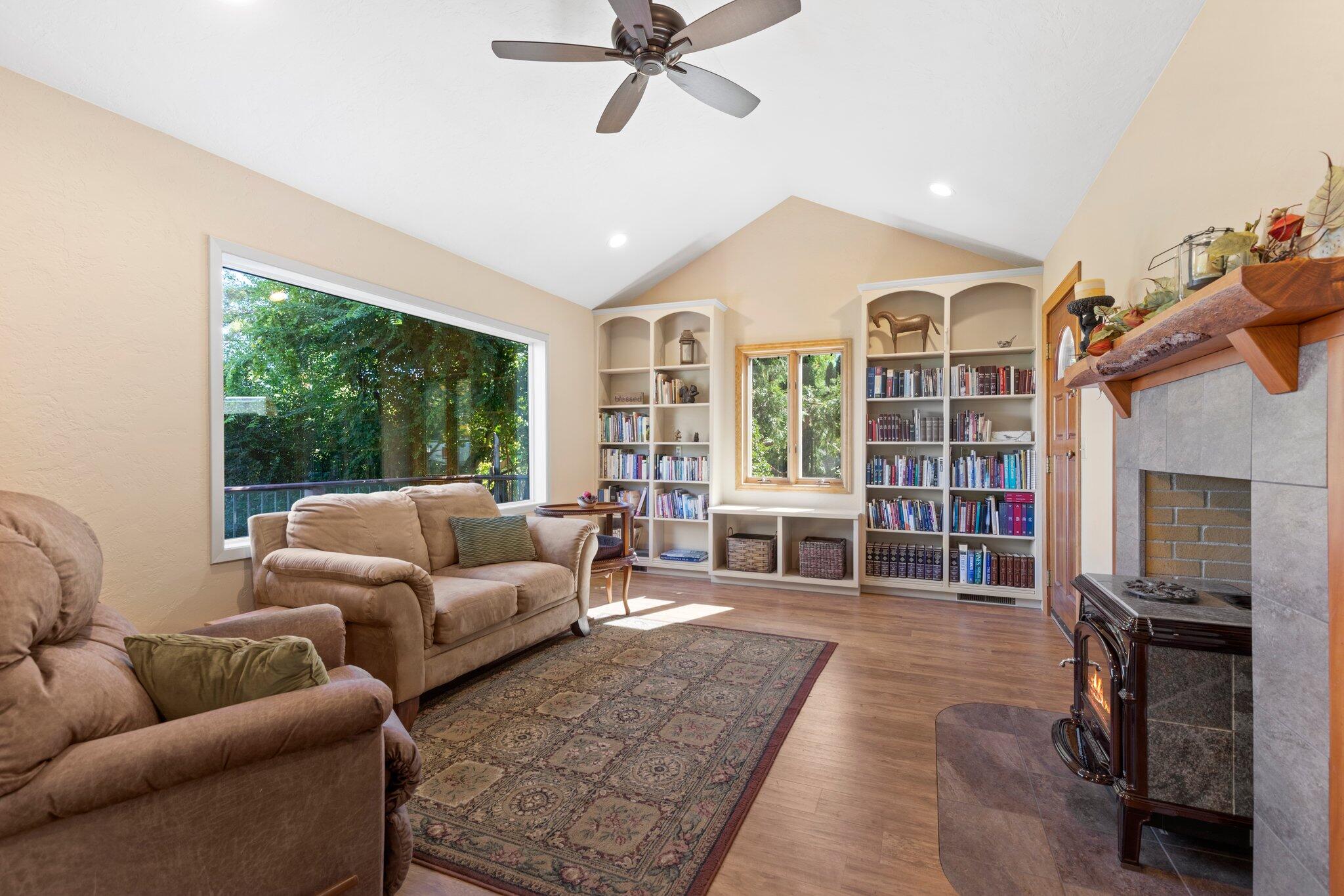 6062 Adams Road Talent, OR 97540 - Photo 14 of 75 43-web-or-mls-WCIL0244