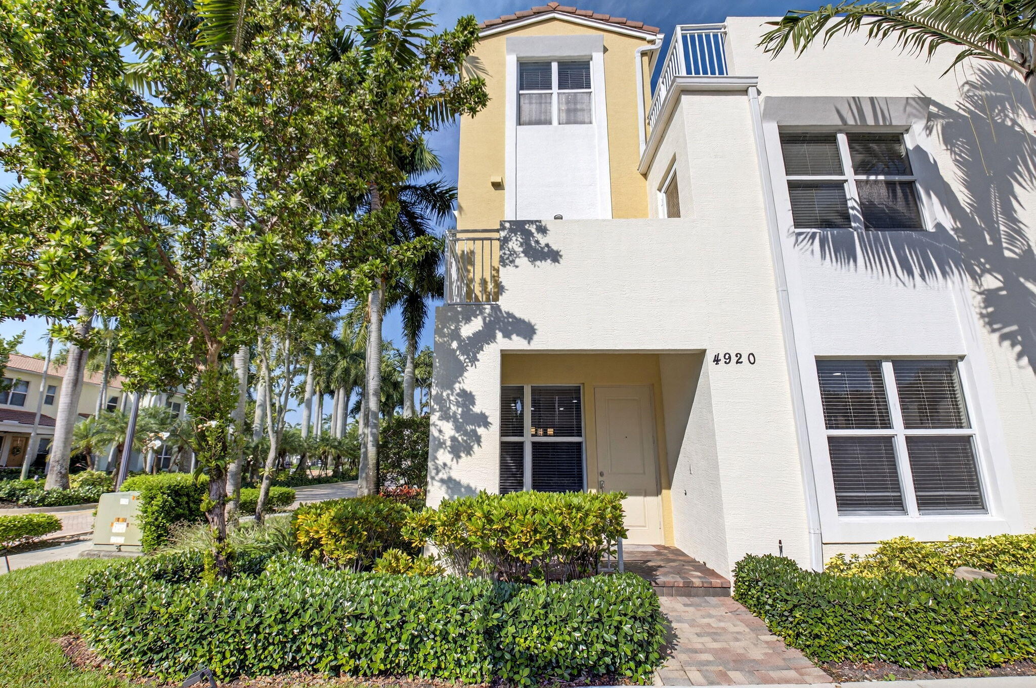 4920 Northwest 15th Avenue Boca Raton, FL 33431 - Photo 2 of 74 1-web-or-mls-DSC_0898