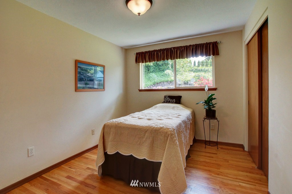 9506 Rock Road West University Place, WA 98466 - Photo 14 of 25 Gallery Image 14