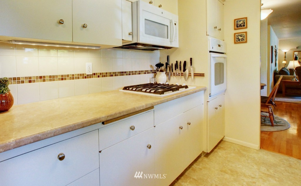 9506 Rock Road West University Place, WA 98466 - Photo 8 of 25 Gallery Image 8