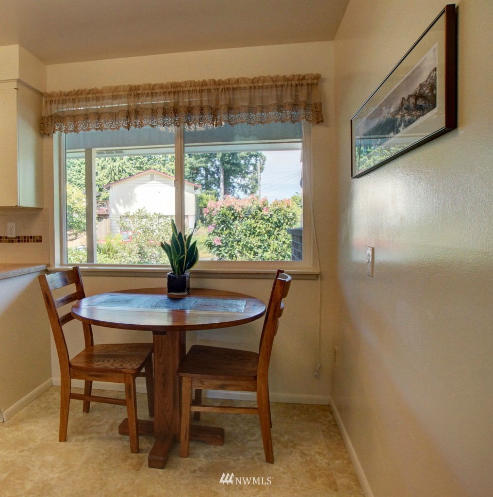 9506 Rock Road West University Place, WA 98466 - Photo 9 of 25 Gallery Image 9