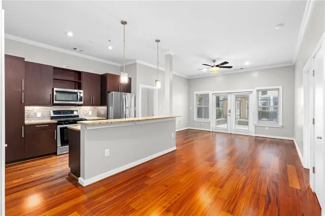 $2,800 | 870 Inman Vlg Parkway Northeast, Unit 219, Atlanta, GA 30307
