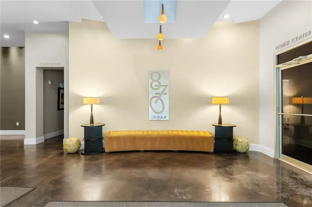 $2,800 | 870 Inman Vlg Parkway Northeast, Unit 219, Atlanta, GA 30307