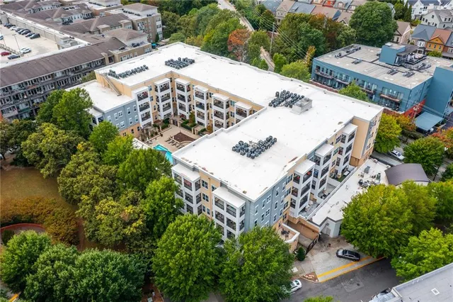 $2,800 | 870 Inman Vlg Parkway Northeast, Unit 219, Atlanta, GA 30307