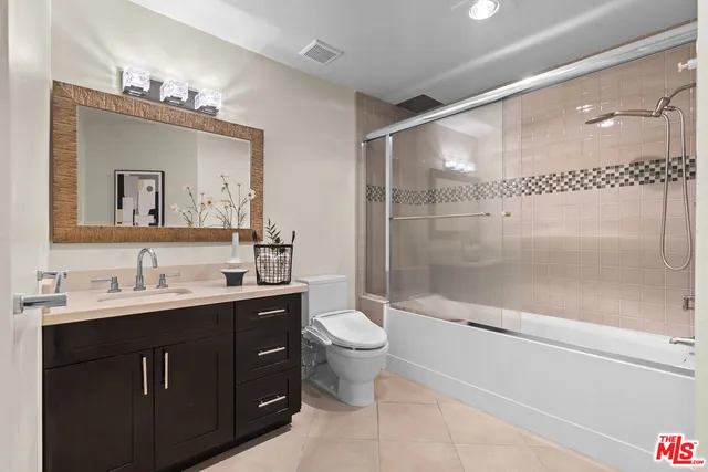 a view of a parking space