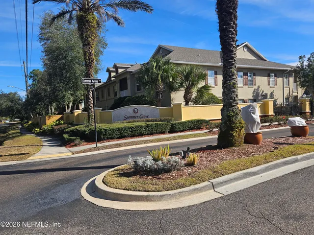 $2,000 | 3888 Summer Grove Way North, Unit 52, Jacksonville, FL 32257