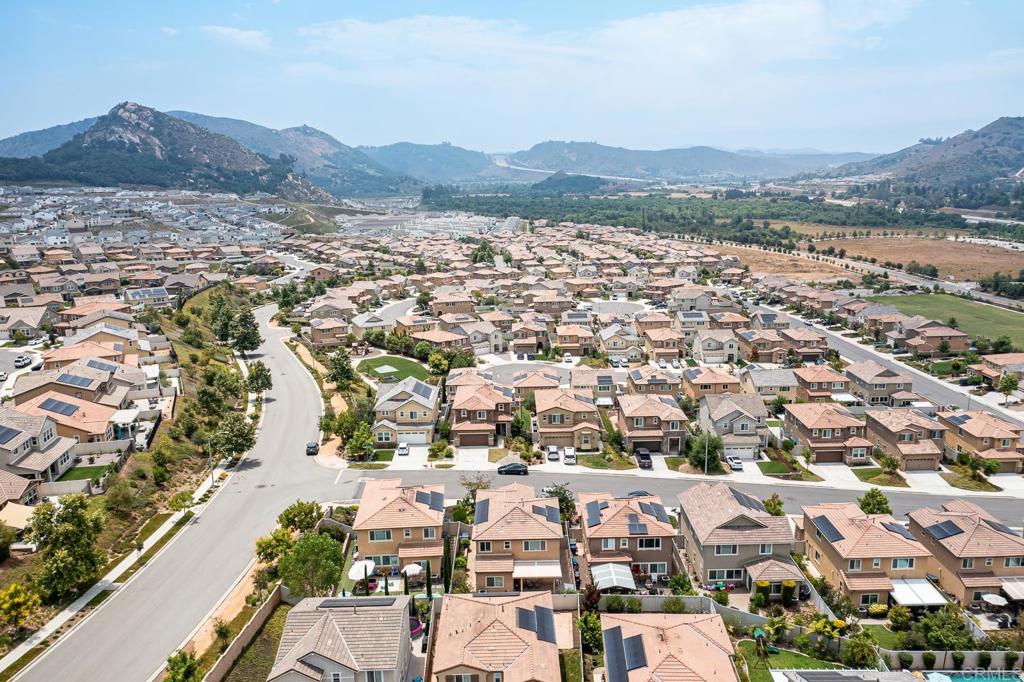 340 Falabella Lane Fallbrook, CA 92028 - Photo 58 of 63 a view of city and mountain