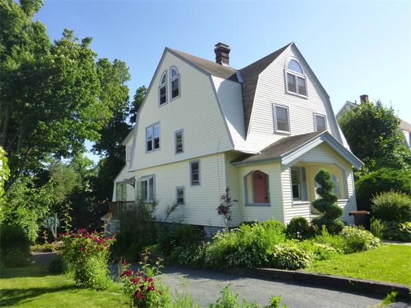 16 Davidson Road Worcester, MA 01605 - Photo 2 of 29 Gallery Image 2