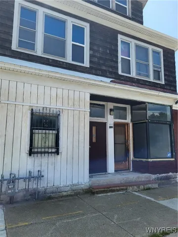 $1,400 | 1119 Sycamore Street, Buffalo, NY 14212