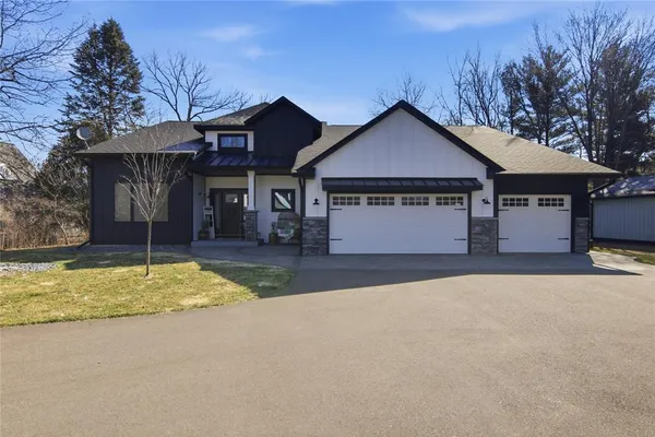 $1,995,000 | 18738 78th Avenue, Chippewa Falls, WI 54729