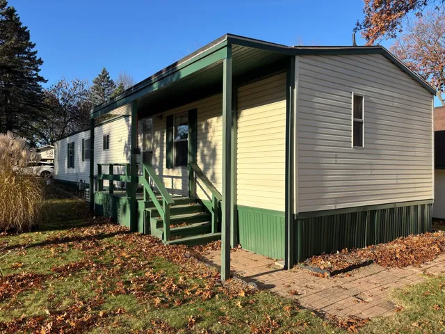 $110,000 | 2130 White Pine Drive, Cambridge, MN 55008