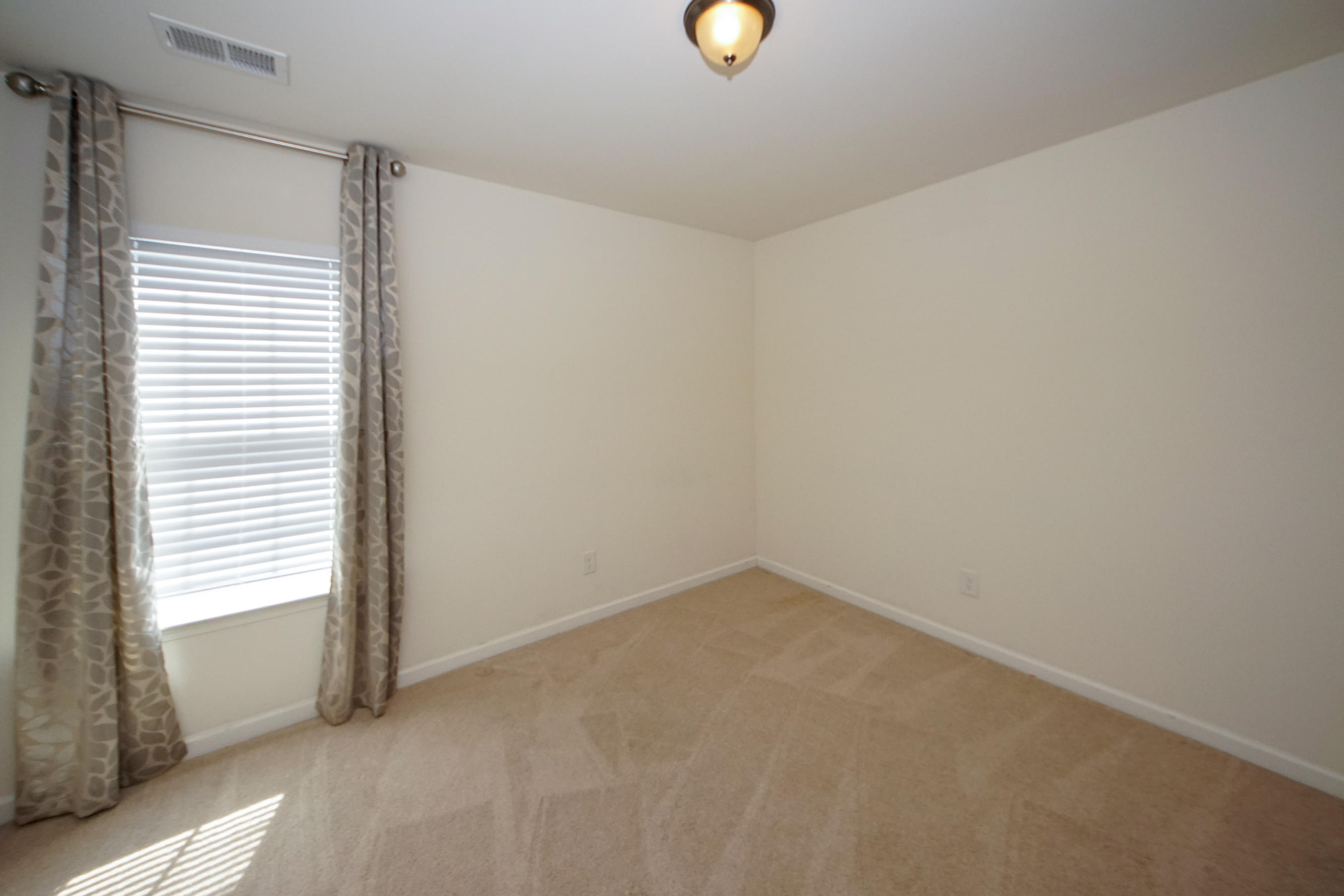 126 Radtko Road Summerville, SC 29486 - Photo 17 of 30 081021 (78)