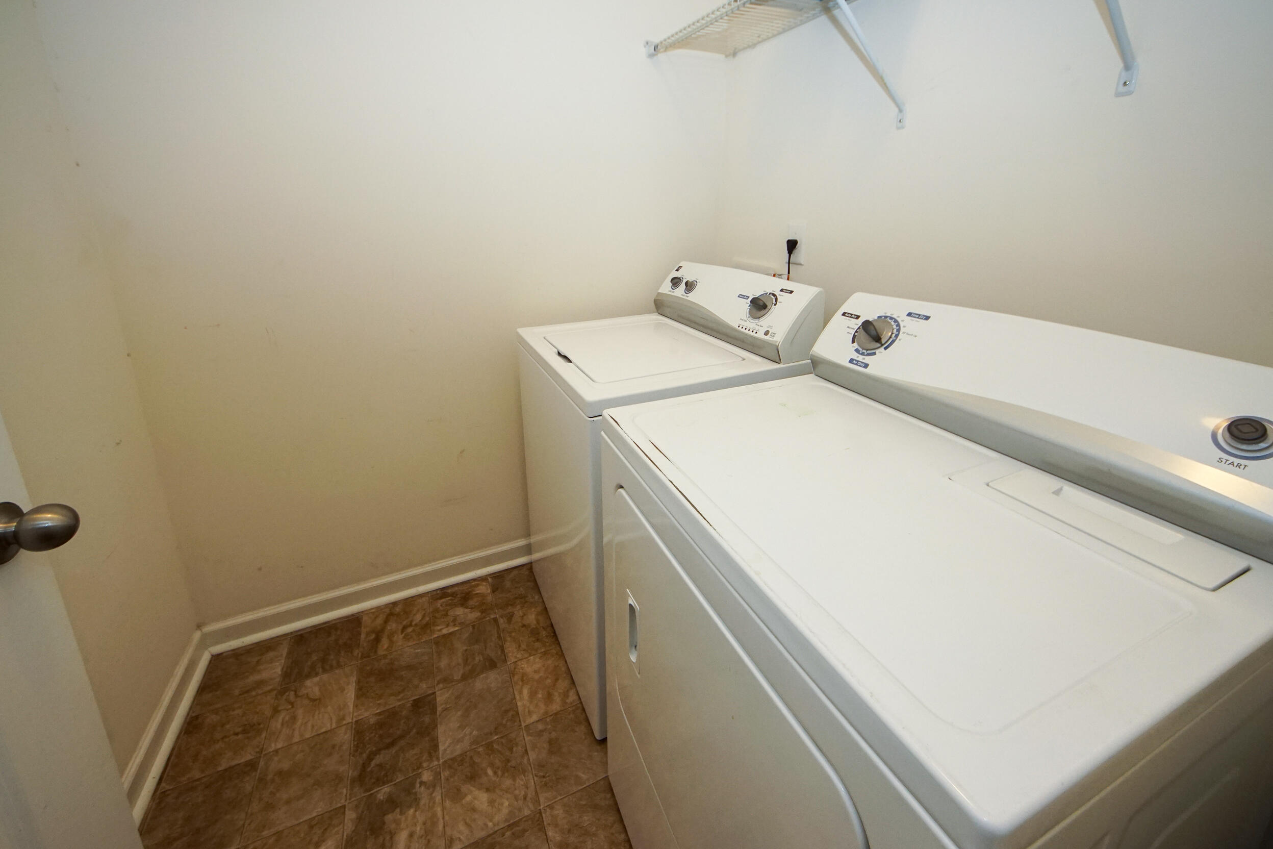 126 Radtko Road Summerville, SC 29486 - Photo 29 of 30 081021 (59)