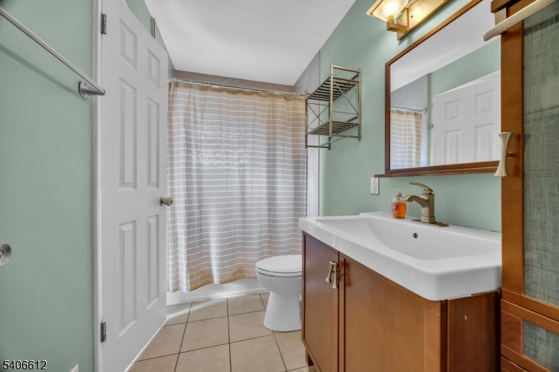 40 Drake Road Somerset, NJ 08873 - Photo 13 of 23