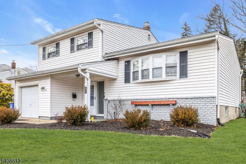 40 Drake Road Somerset, NJ 08873 - Photo 2 of 23