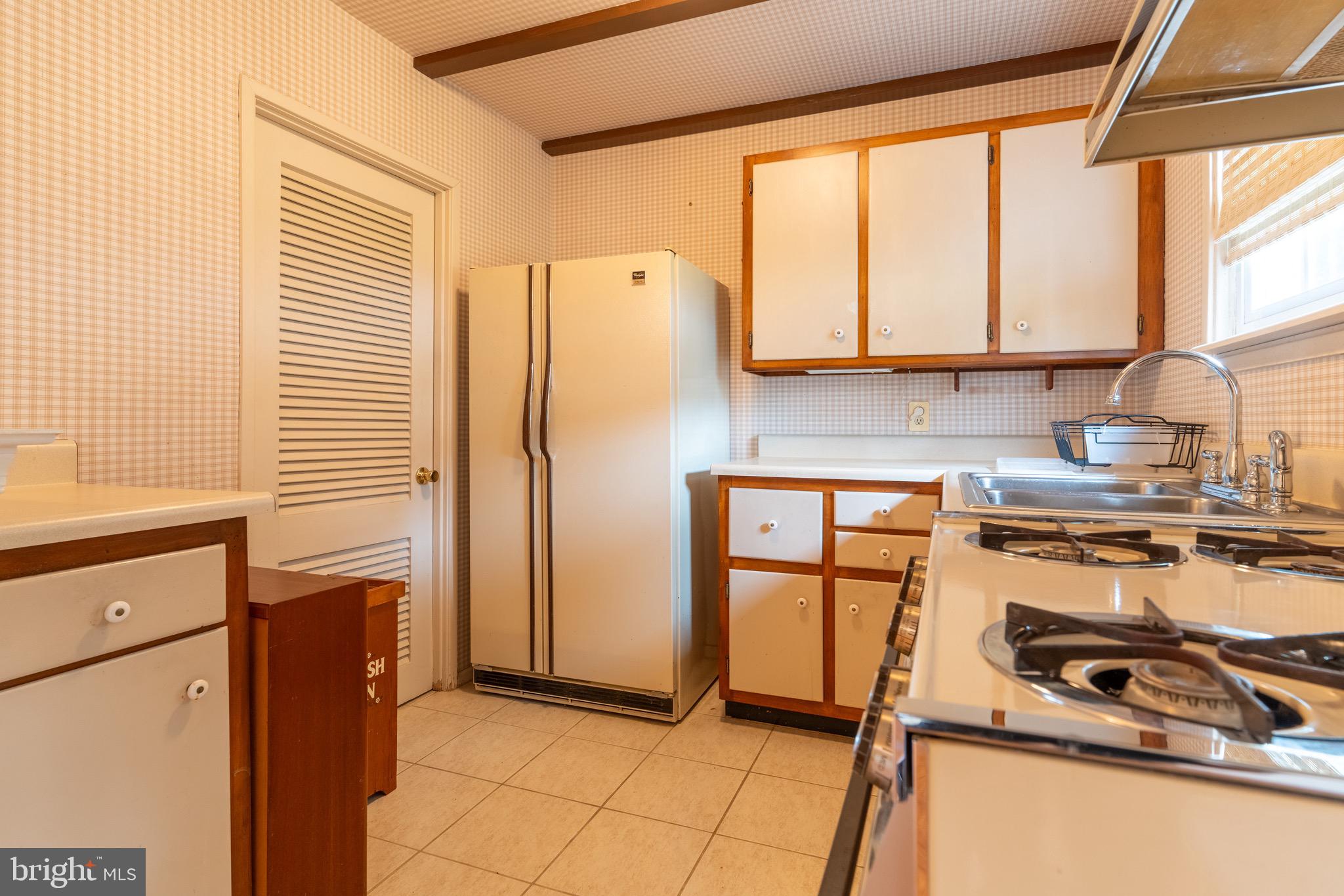 13032 Worthington Road Philadelphia, PA 19116 - Photo 21 of 33