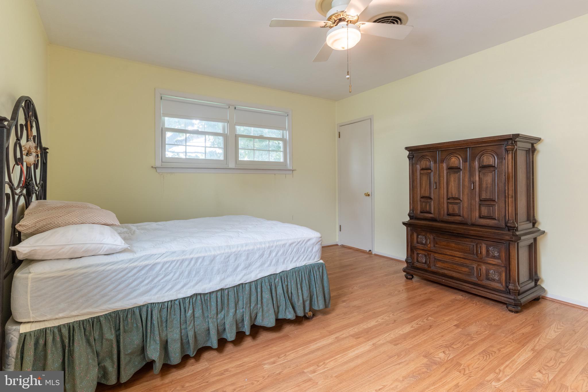 13032 Worthington Road Philadelphia, PA 19116 - Photo 30 of 33