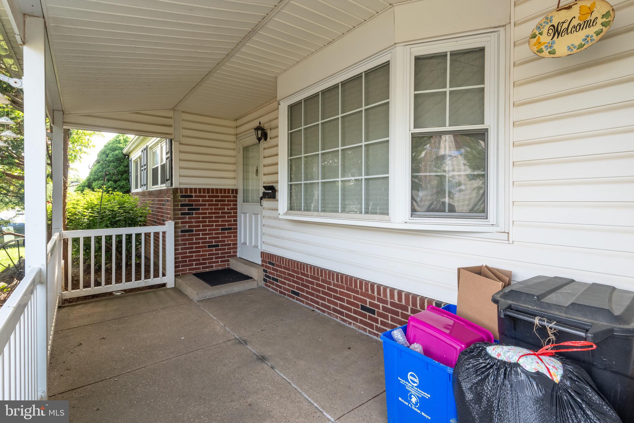 13032 Worthington Road Philadelphia, PA 19116 - Photo 3 of 33