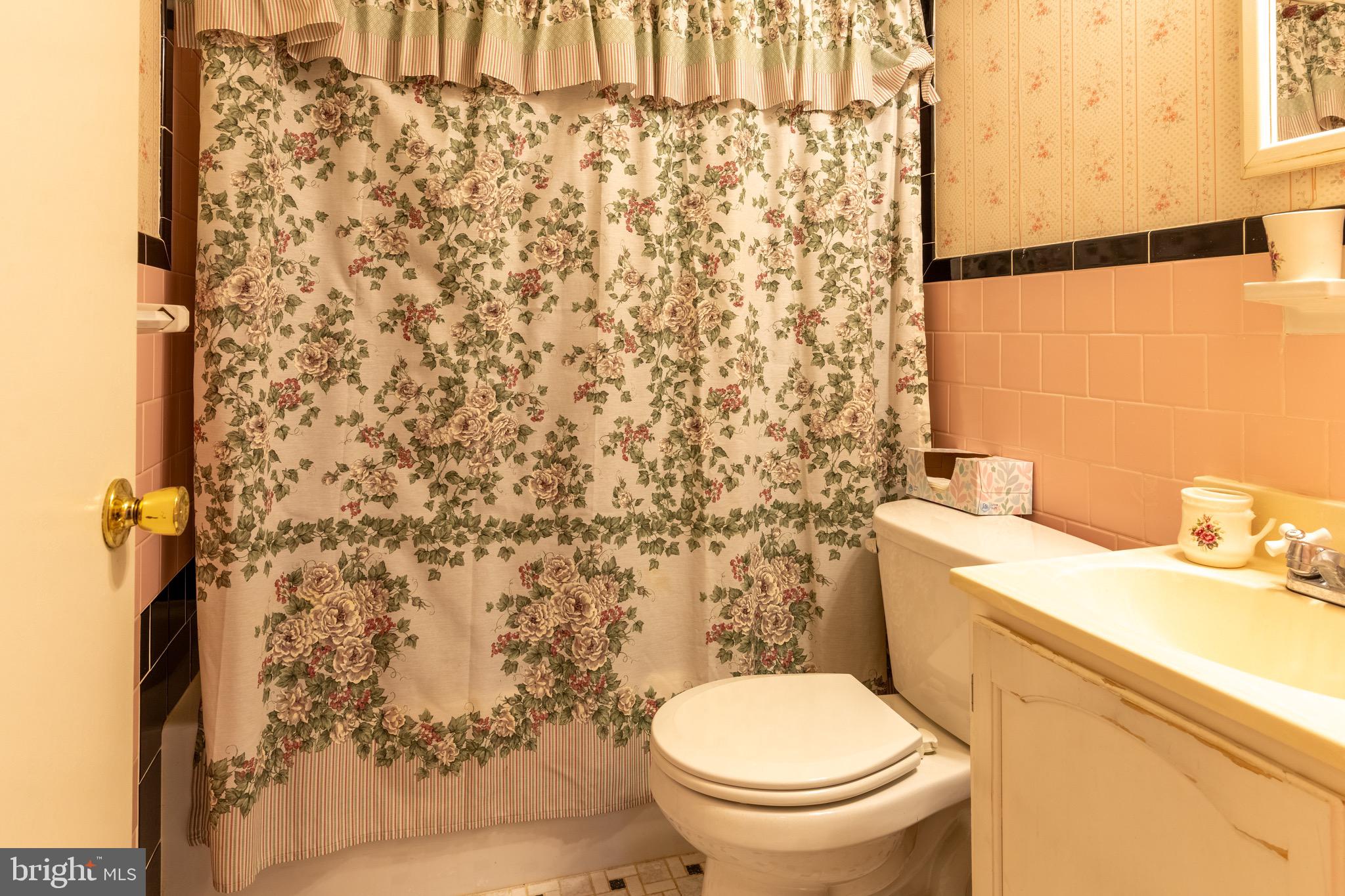 13032 Worthington Road Philadelphia, PA 19116 - Photo 32 of 33