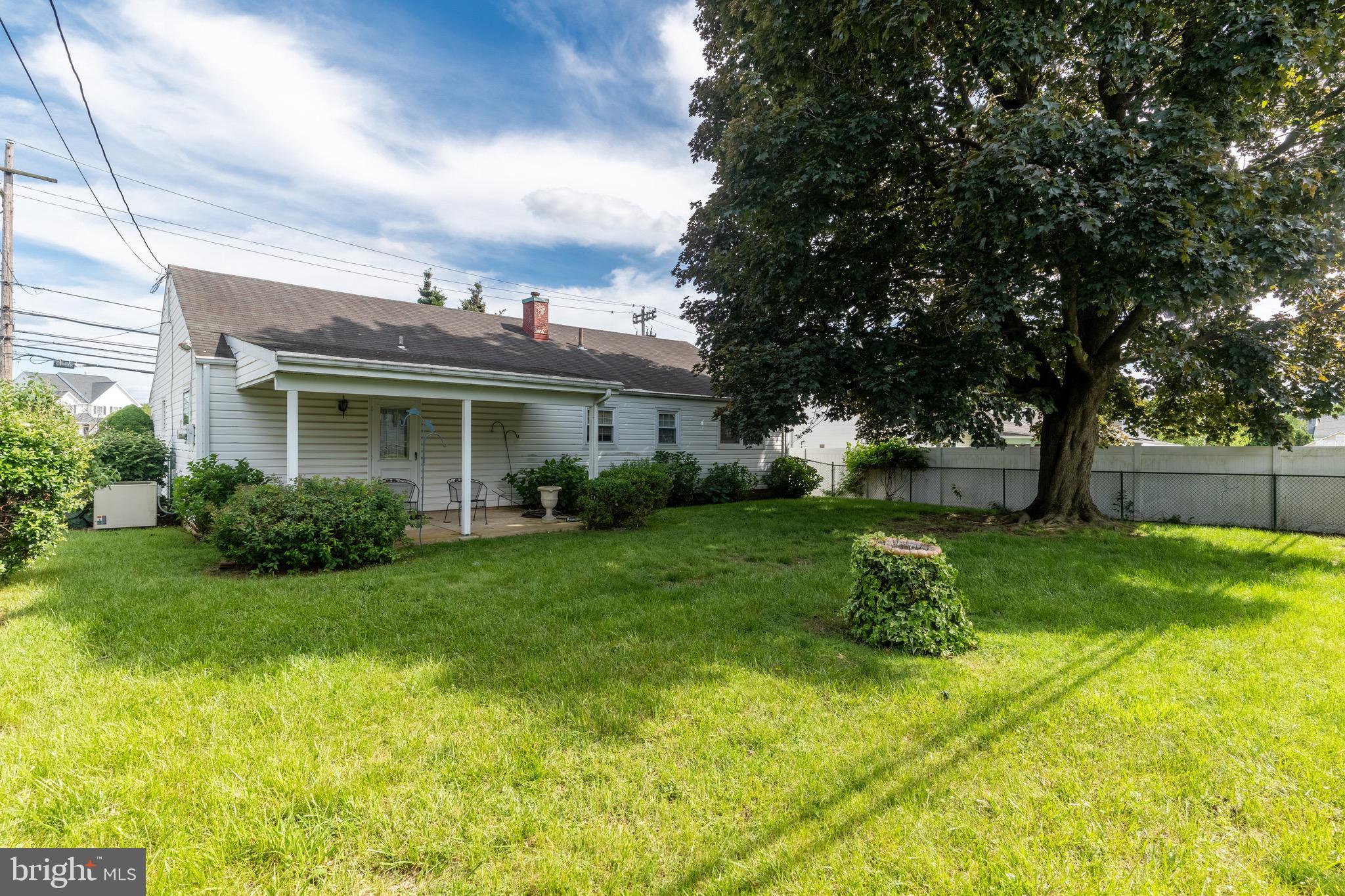 13032 Worthington Road Philadelphia, PA 19116 - Photo 9 of 33