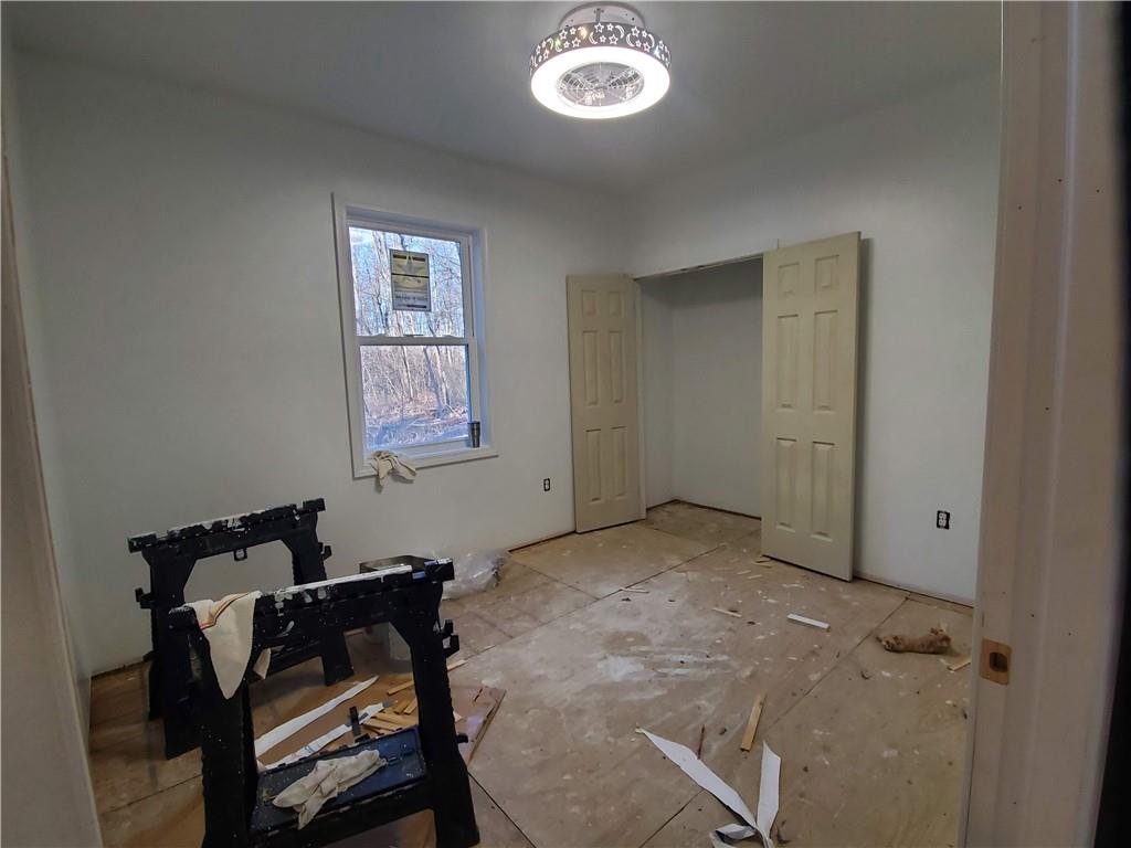 192 Evergreen Road Edinburg, PA 16116 - Photo 14 of 24 Gallery Image 14