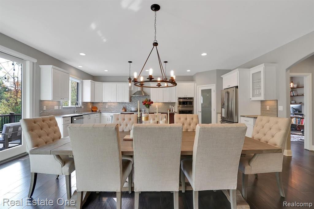 618 Robinson Drive Rochester Hills, MI 48307 - Photo 15 of 47