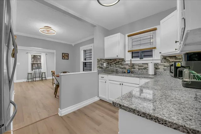 $137,000 | 382 West Hayes Avenue, Hazel Park, MI 48030