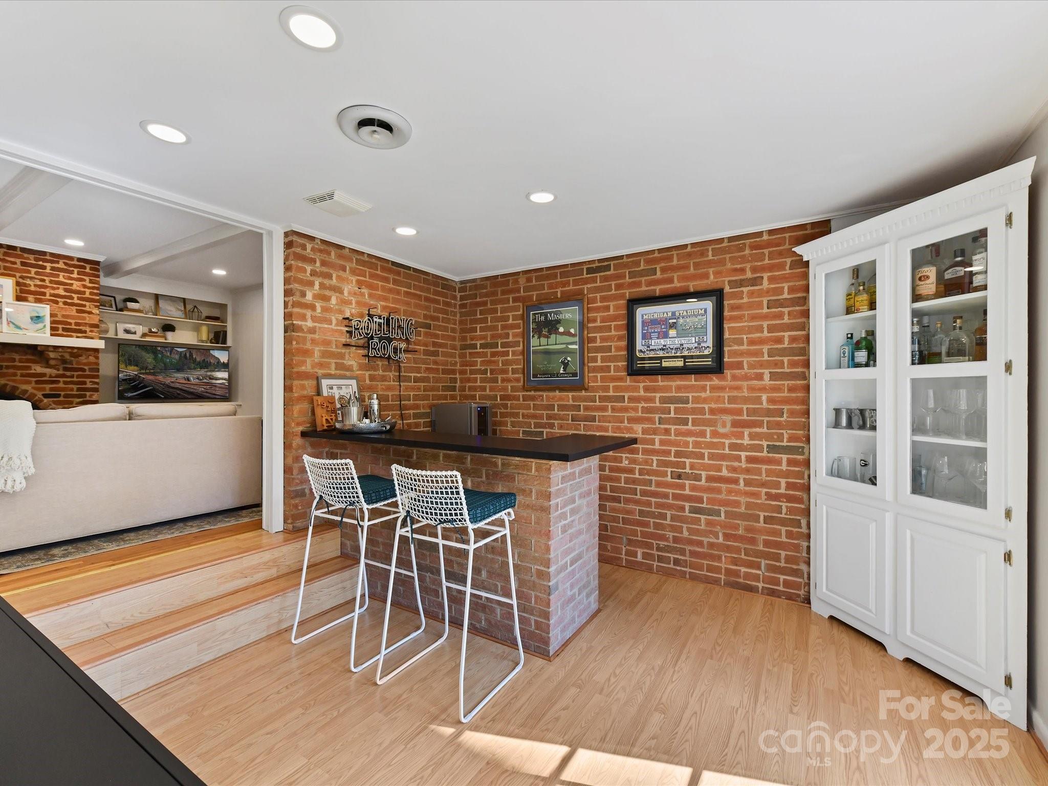 2710 Goneaway Road Charlotte, NC 28210 - Photo 18 of 47 Gallery Image 18