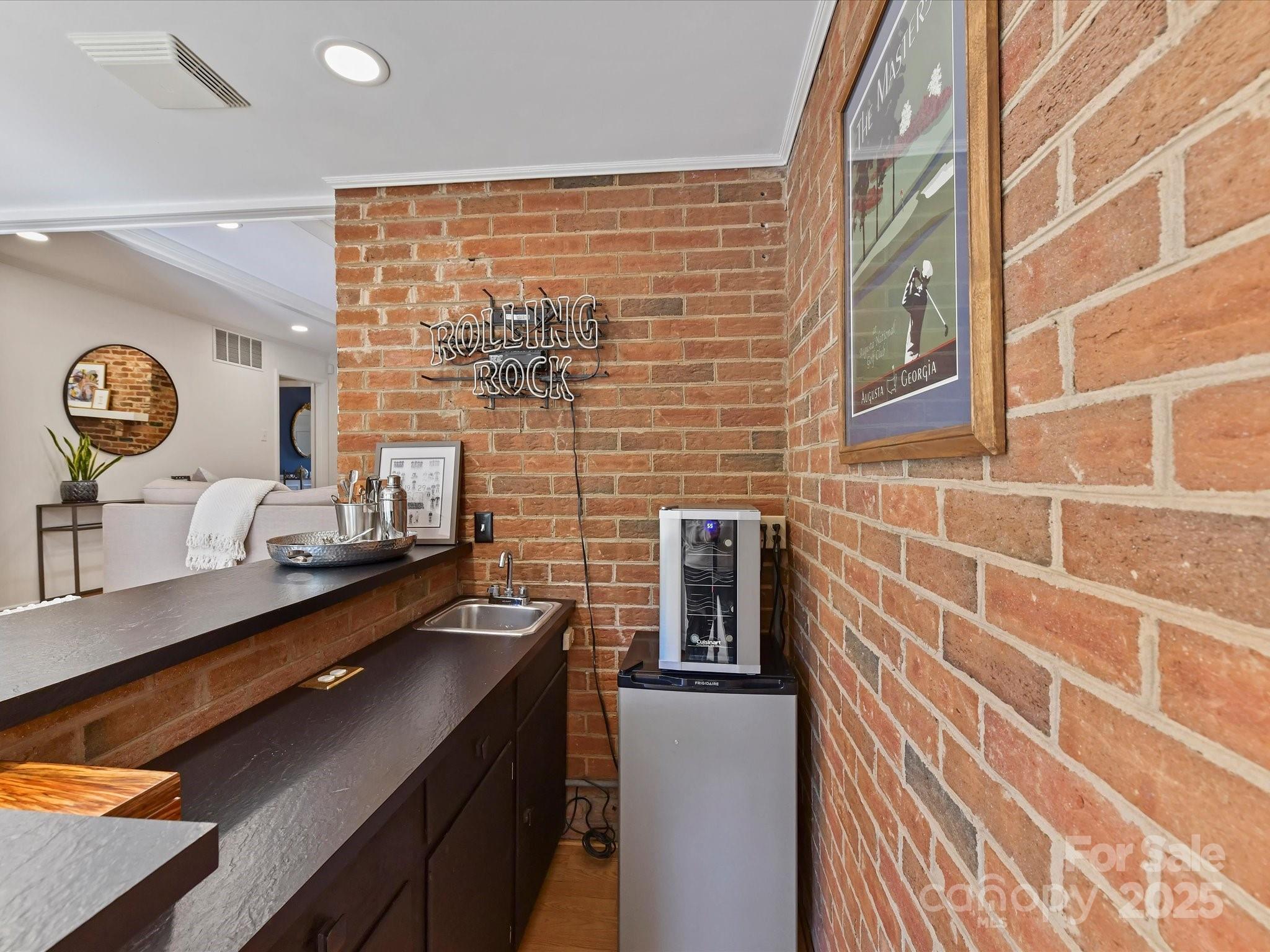 2710 Goneaway Road Charlotte, NC 28210 - Photo 19 of 47 Gallery Image 19