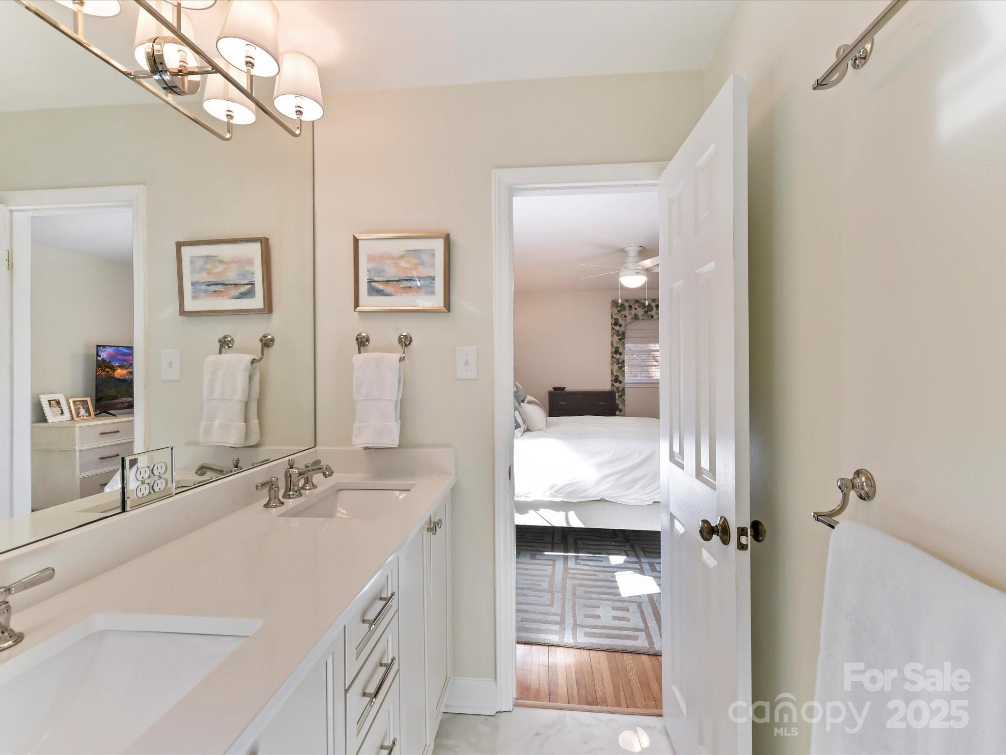 2710 Goneaway Road Charlotte, NC 28210 - Photo 25 of 47 Gallery Image 25