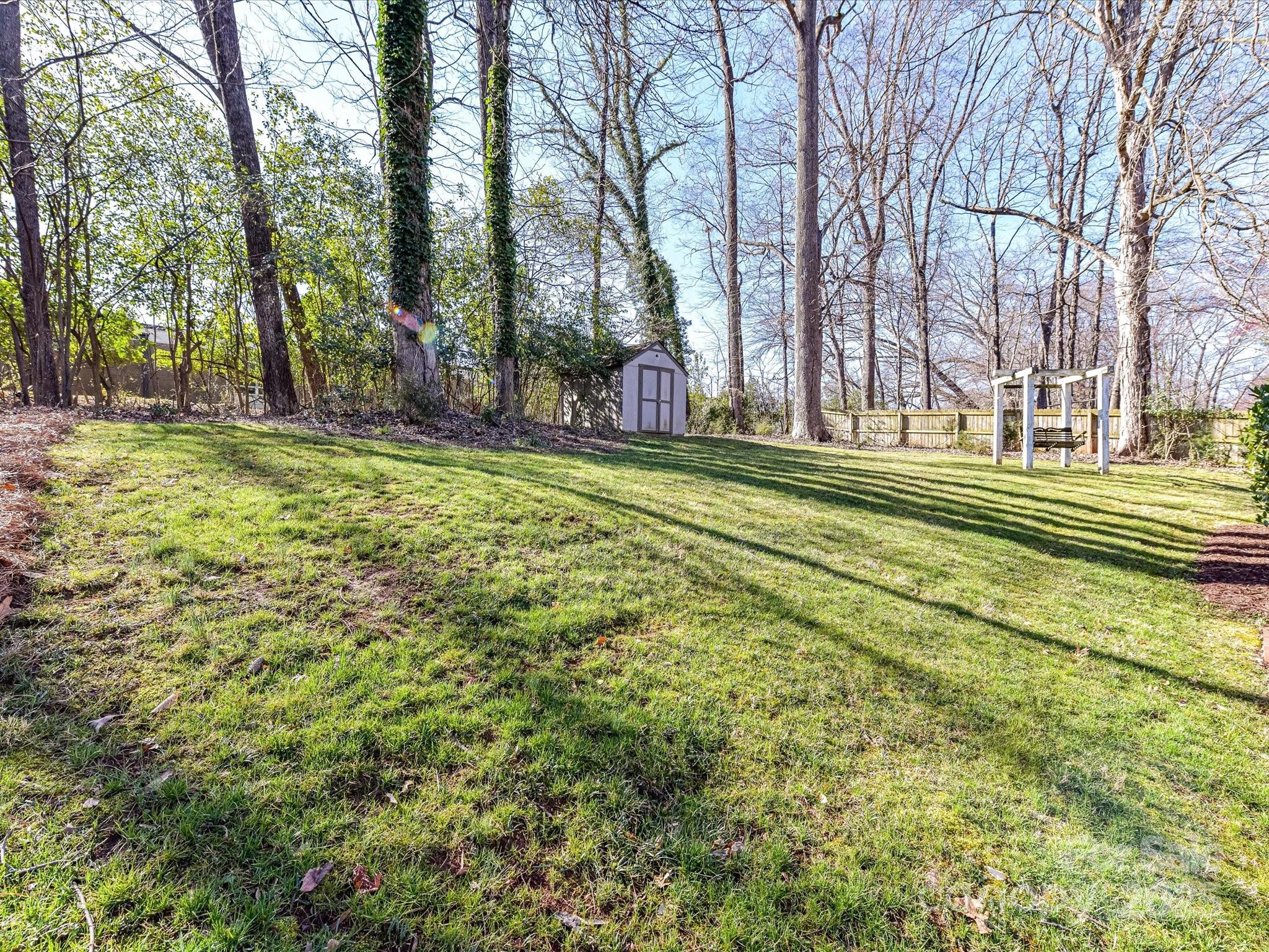 2710 Goneaway Road Charlotte, NC 28210 - Photo 43 of 47 Gallery Image 43