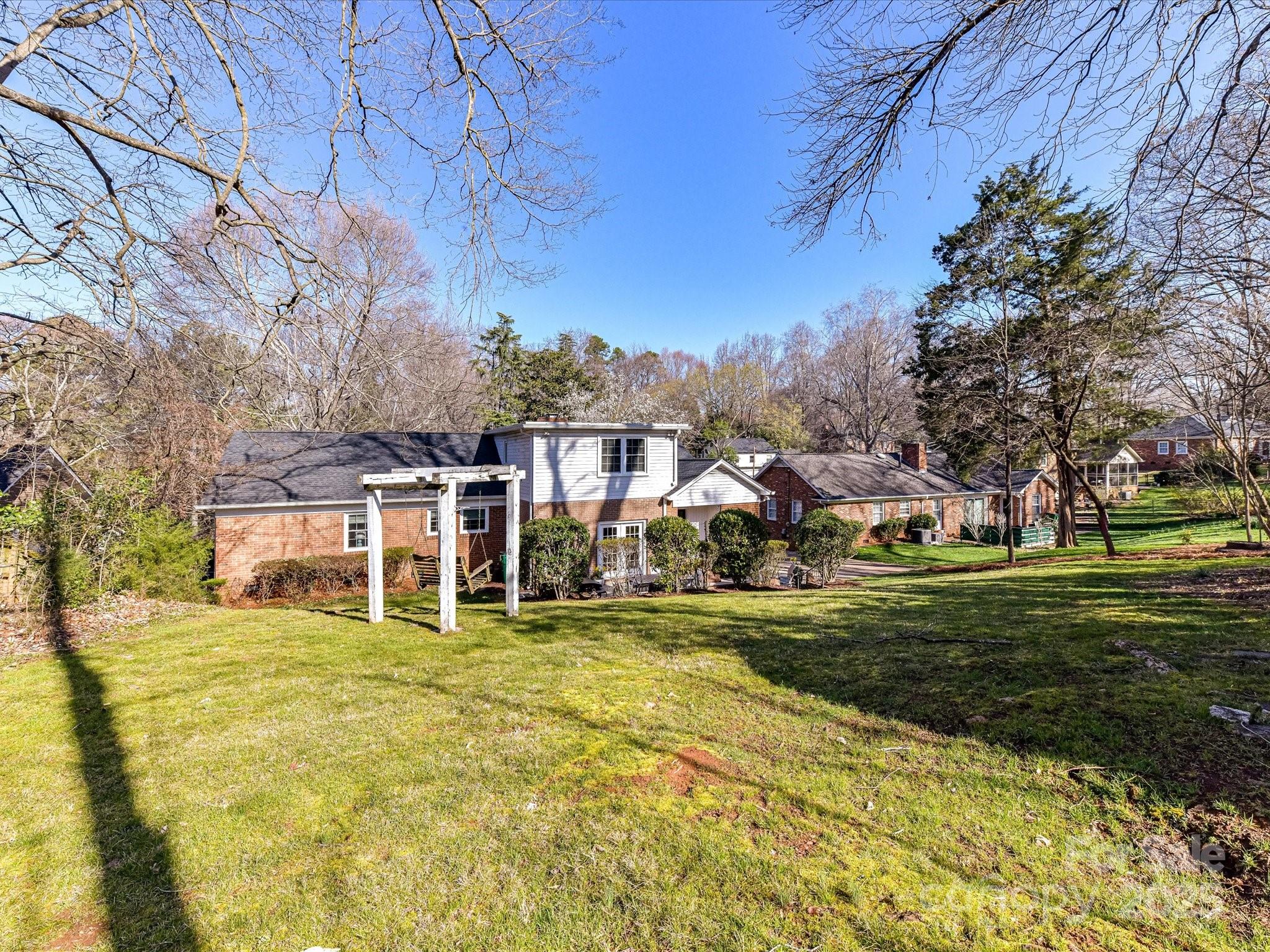 2710 Goneaway Road Charlotte, NC 28210 - Photo 44 of 47 Gallery Image 44