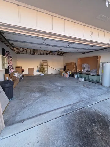 $230,000 | 16440 Michigan Avenue, South Holland, IL 60473