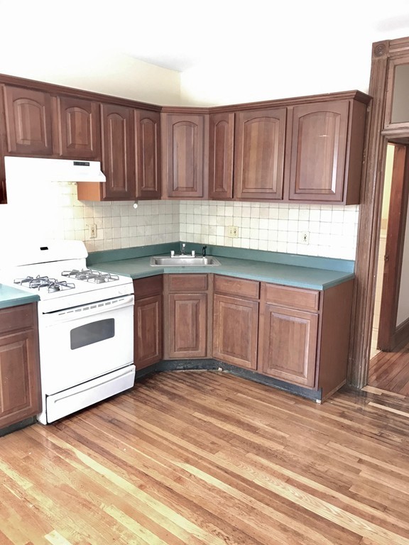 336 Centre Street, Unit 2 Boston, MA 02130 - Photo 18 of 24