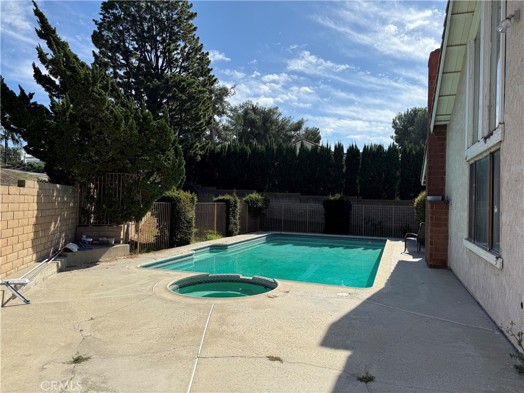 3177 Hawkwood Road Diamond Bar, CA 91765 - Photo 4 of 21 a view of a backyard with sitting area