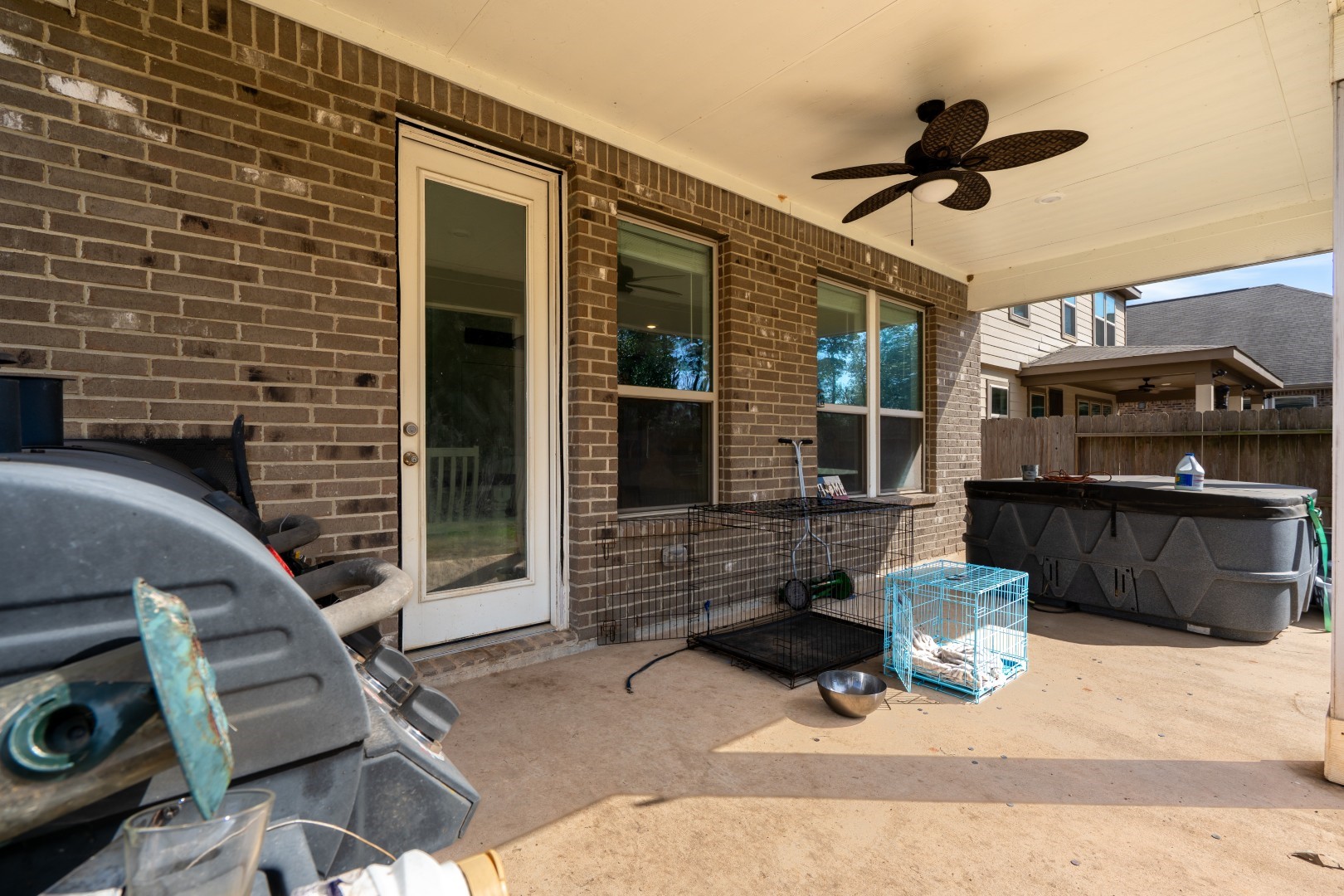 2003 Parnevik Place Conroe, TX 77304 - Photo 23 of 28 a living room filled with furniture