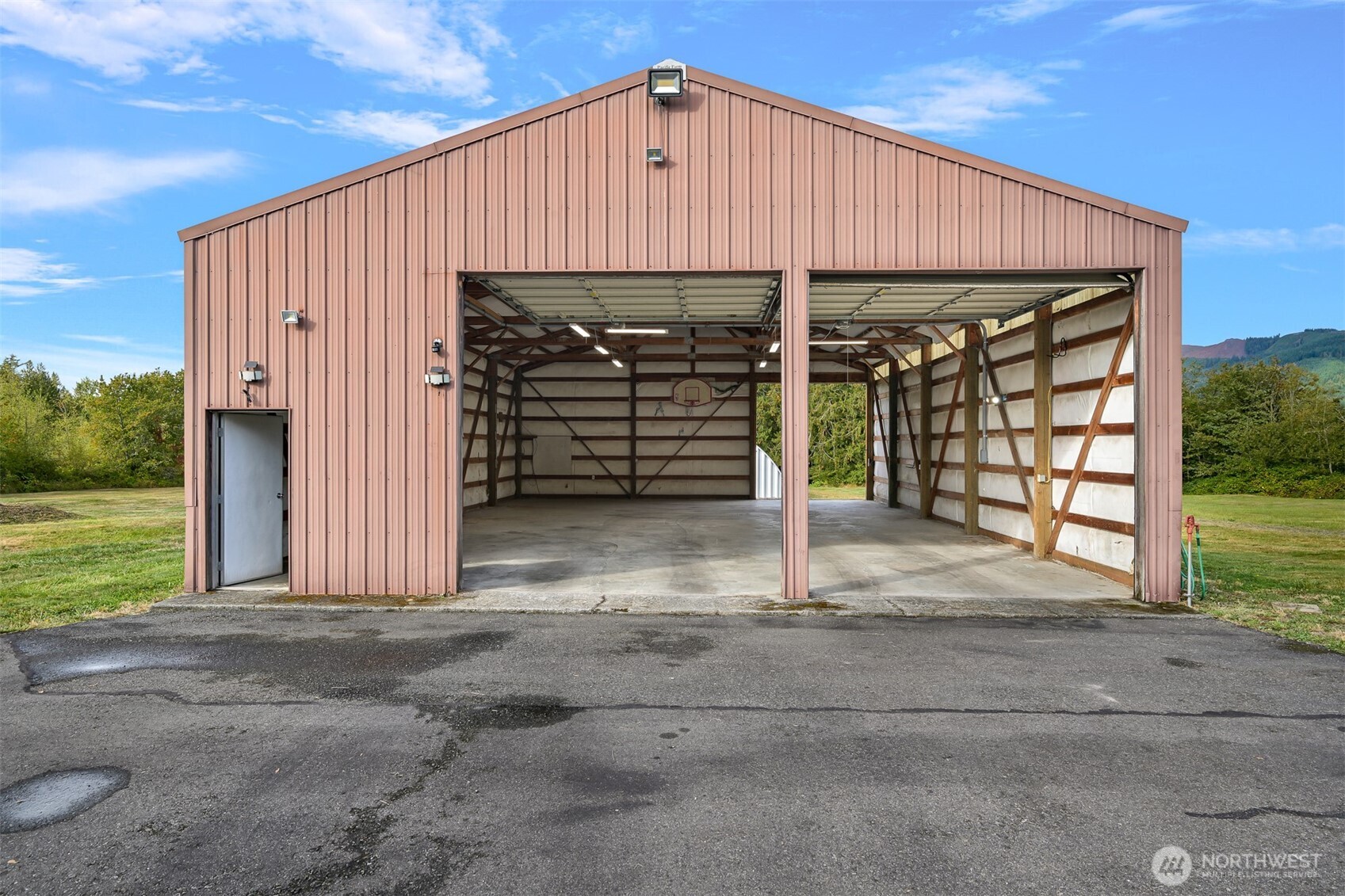 3620 East Smith Road Bellingham, WA 98226 - Photo 31 of 40 Gallery Image 31