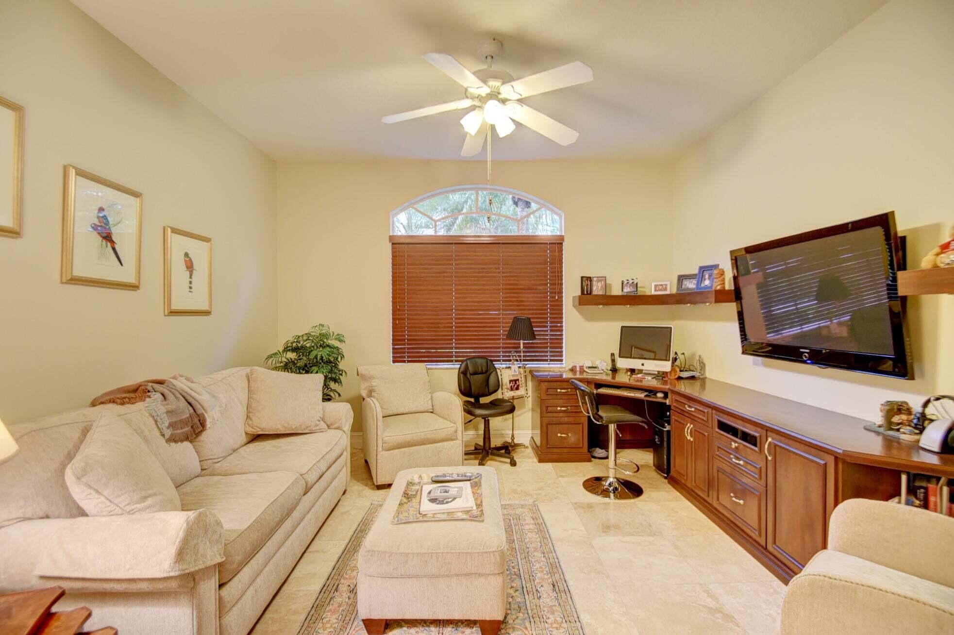 6192 Island Bend, Unit A Boca Raton, FL 33496 - Photo 4 of 28 office