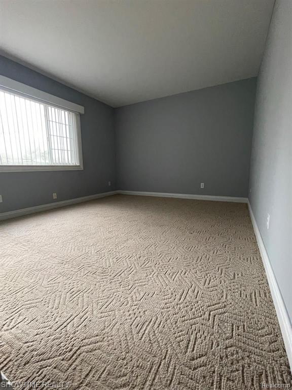 2309 Walton Boulevard, Unit 34 Rochester Hills, MI 48309 - Photo 19 of 22