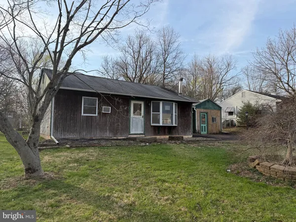 $325,000 | 1949 Overbrook Road, Hatfield, PA 19440