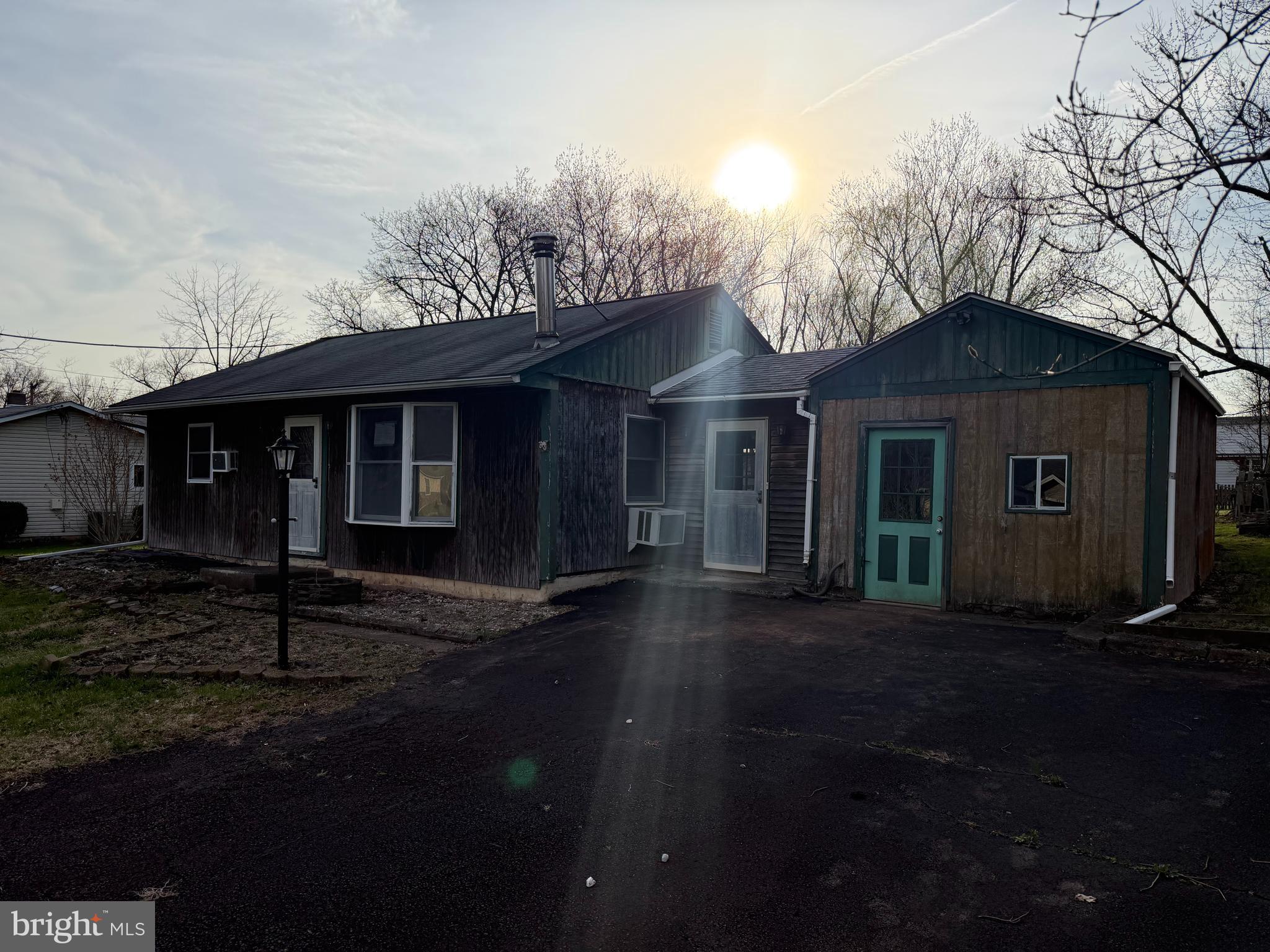 1949 Overbrook Road Hatfield, PA 19440 - Photo 7 of 9