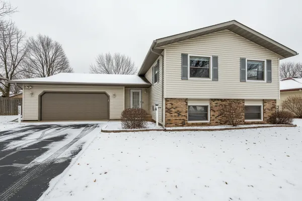 $324,900 | 1508 Prairie Hill Road, St. Cloud, MN 56301