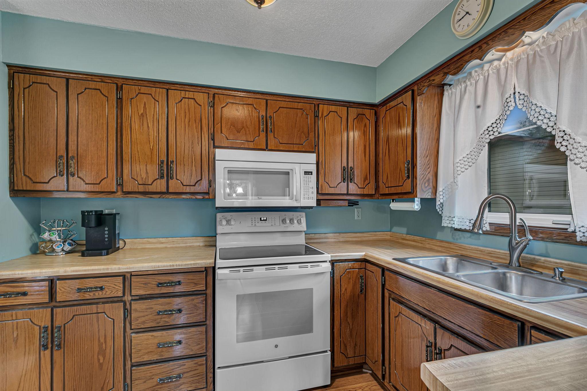 1508 Prairie Hill Road St. Cloud, MN 56301 - Photo 7 of 30