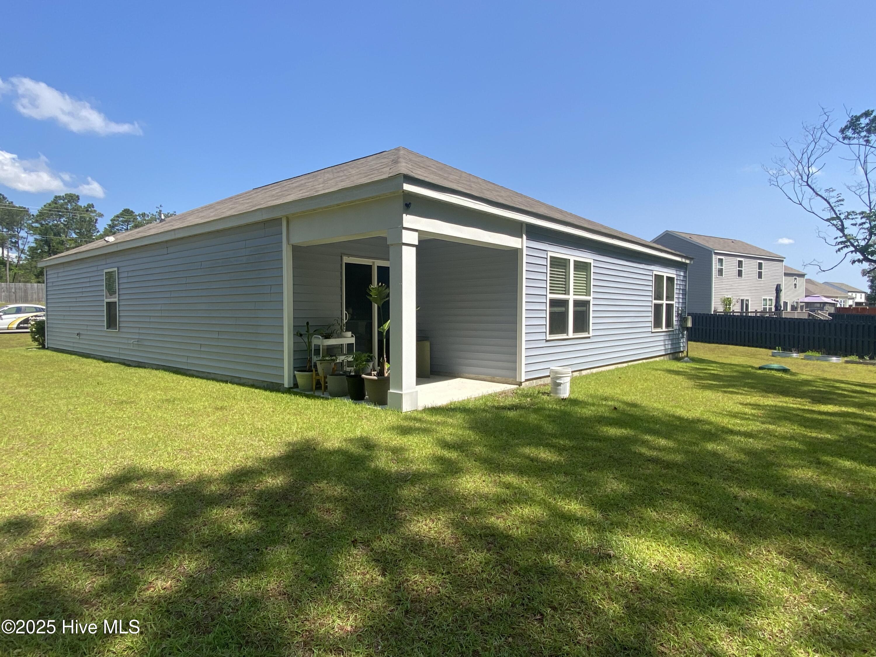 413 High Ridge Court Sneads Ferry, NC 28460 - Photo 11 of 35